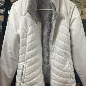 The north face mossbud jacket broken zipper